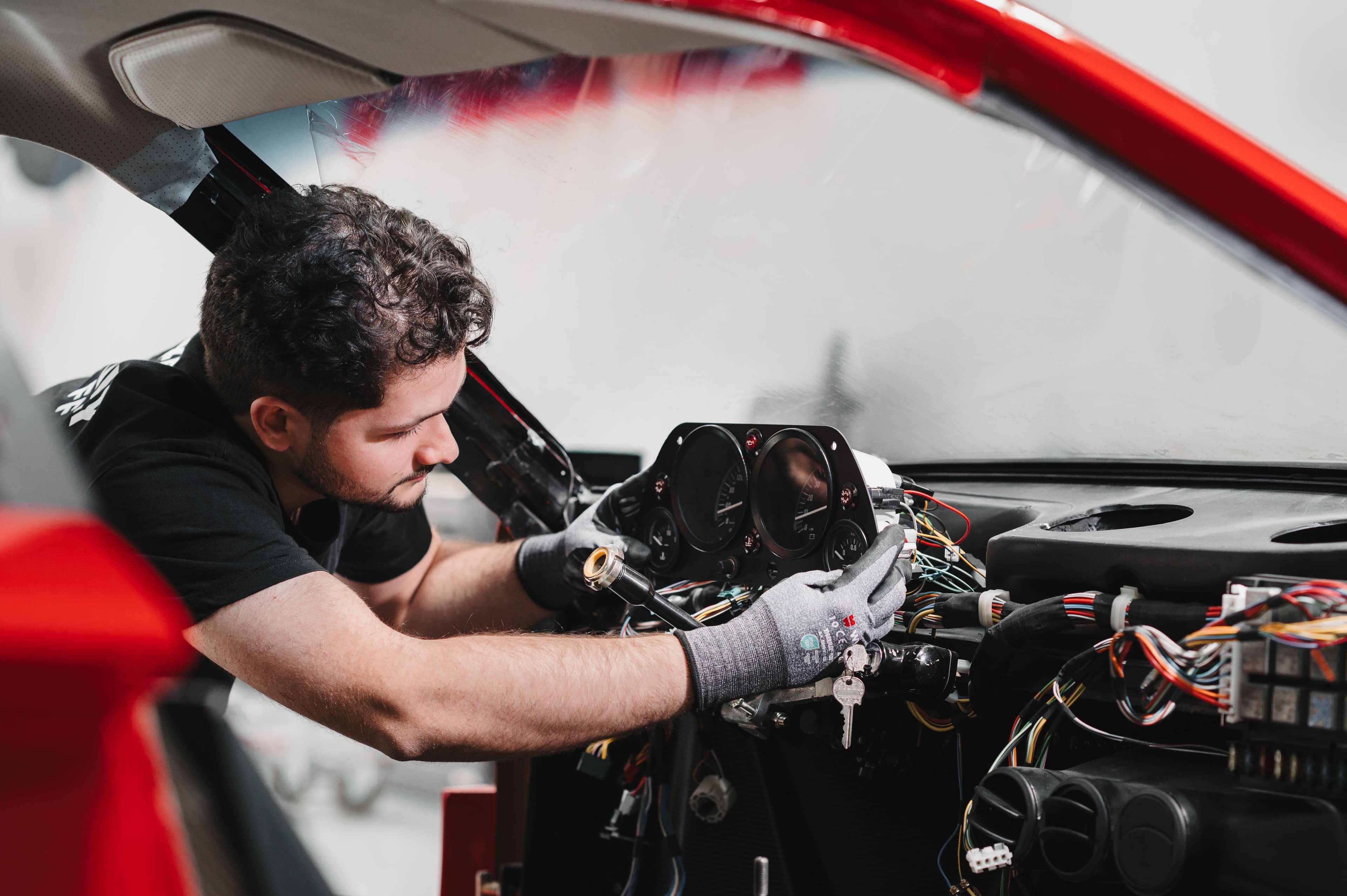 Ferrari F40 Inspection